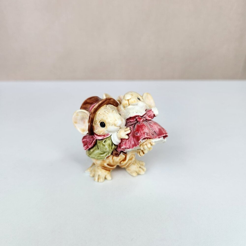 VINTAGE GANZ Little Cheesers #05318 Father Daughter Dancing Mouse Figurine 1991
